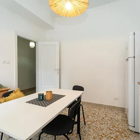 Bohemien House By Harmony House * カターニア